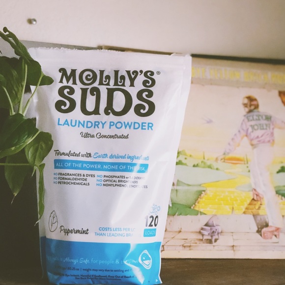 ɴᴏᴛʜɪɴ' ғᴀɴᴄʏ - Picture 2 of 3